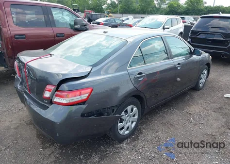 2011 Toyota Camry Se/Le/Xle z USA, uszkodzony, nr VIN 4T4BF3EK6BR156429